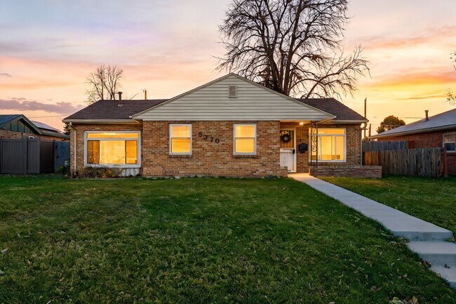 Building Photo - 5320 E Thrill Pl