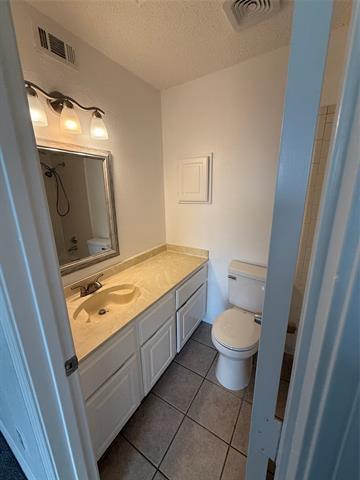 Building Photo - 5757 E University Blvd