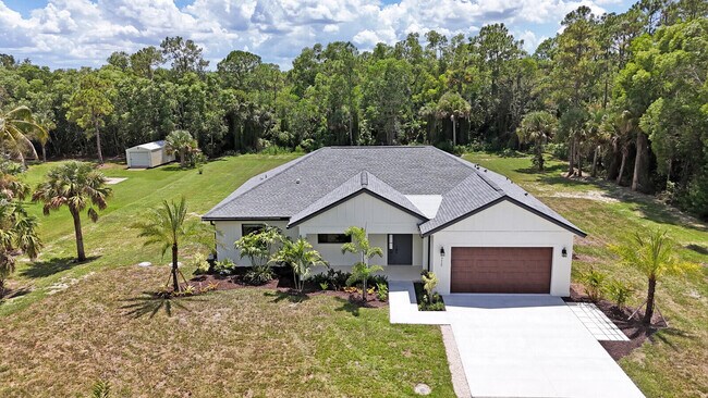 Building Photo - 9420 165th Pl N
