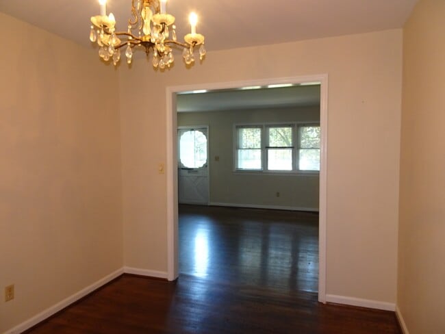 Building Photo - Single Home in Holiday Park for Rent