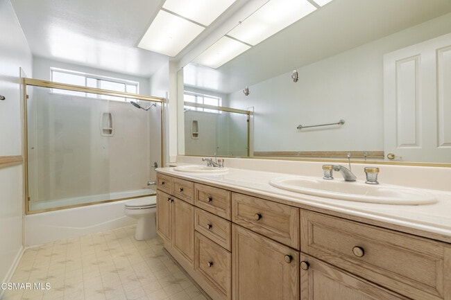 Building Photo - 1768 Fox Springs Cir