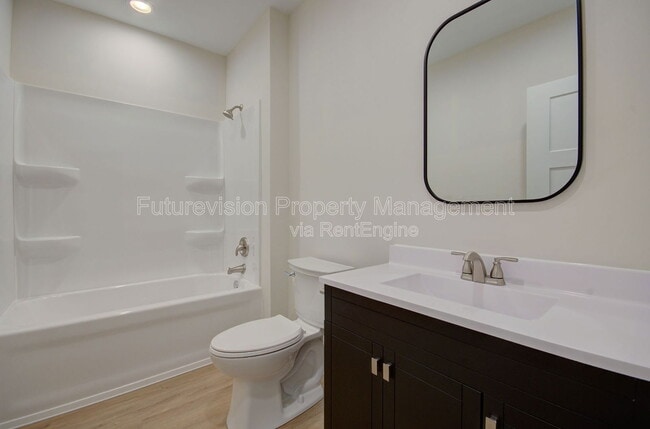 Building Photo - 1302 S State St