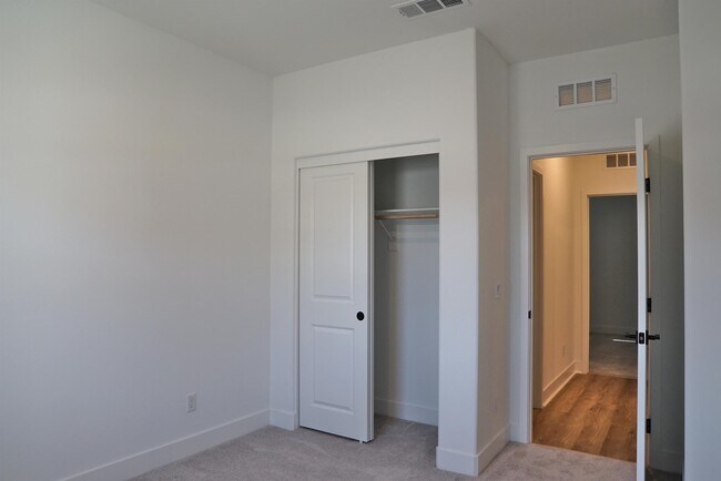 Building Photo - 84201 Novello Dr