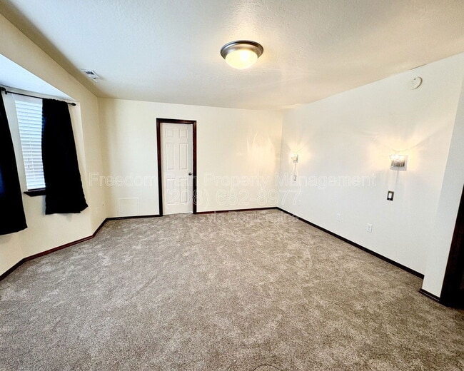 Building Photo - 6587 N Harris Hawk Ln