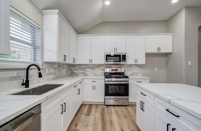 Building Photo - 4506 Knights Ct