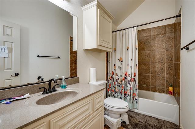 Building Photo - 13704 Blueberry Hill Dr