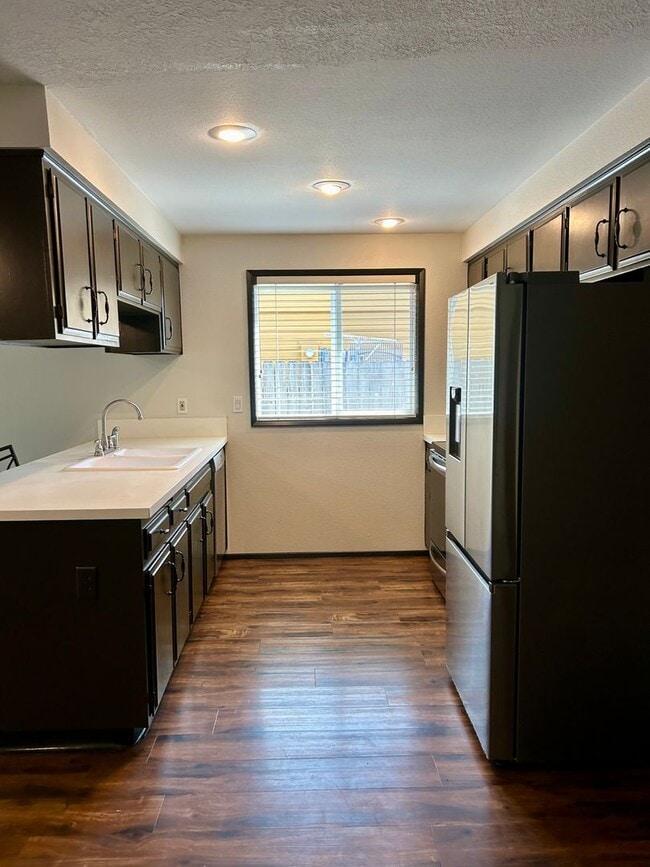 Building Photo - Charming Single Level Home - Keizer