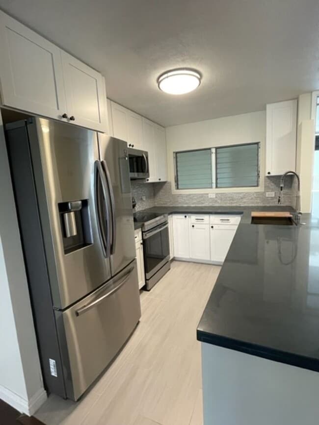 Building Photo - Available now - 2 bedroom / 2 bath / 1 cov...