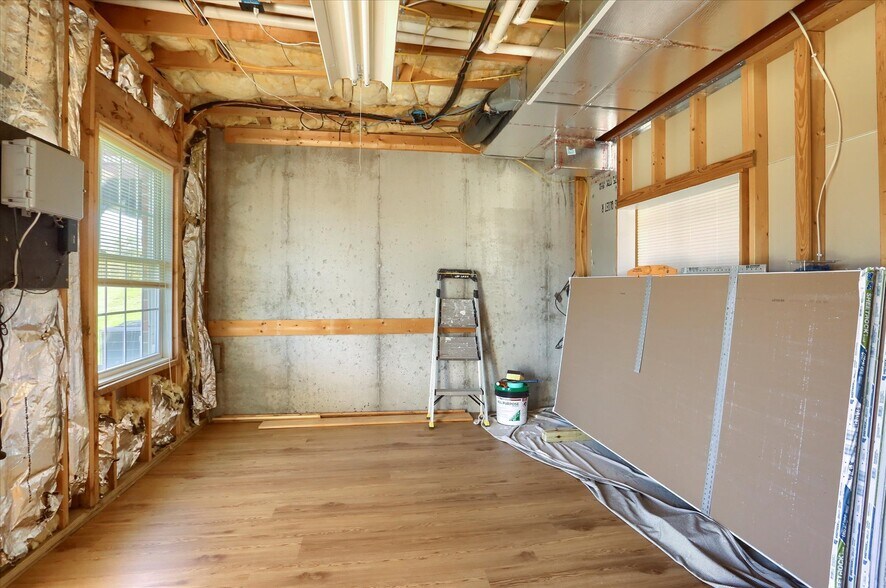 Building Photo - 523 Northstar Dr