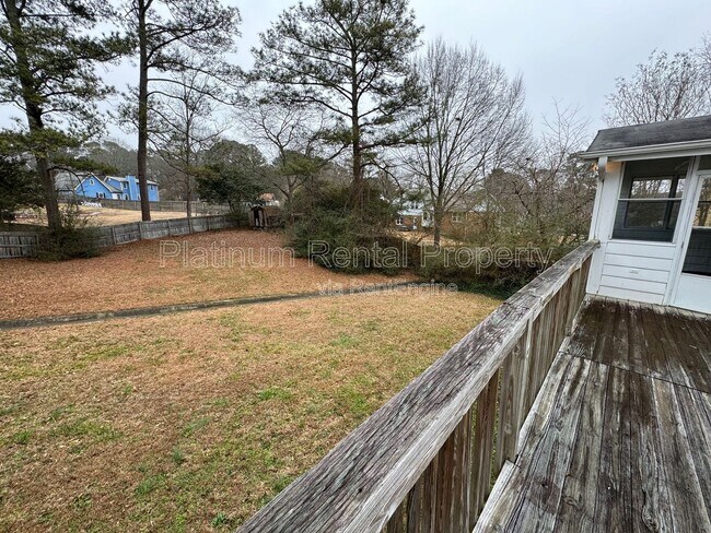 Building Photo - 2990 Summit Ridge