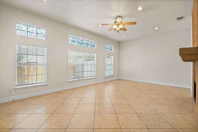 Building Photo - 9130 Windgarden Cir