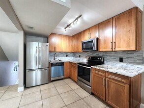 Building Photo - 755 Dotterel Rd