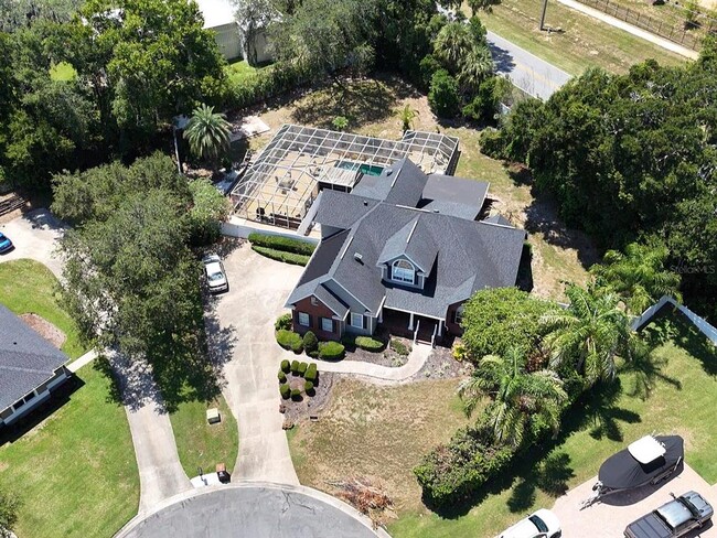 Building Photo - 33721 Spring Dr