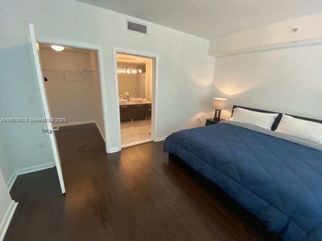 Building Photo - 244 Biscayne Blvd