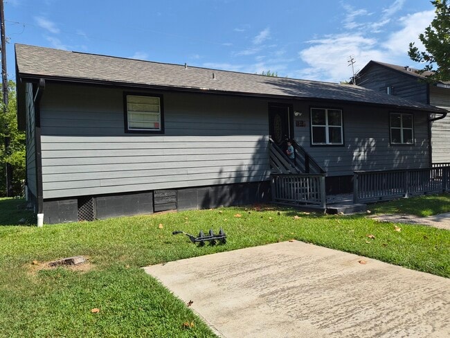 Building Photo - 12335 Roy Rd