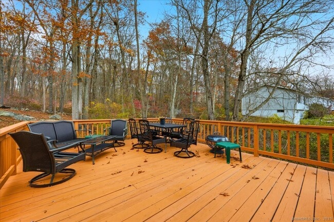 Building Photo - 198 Dartmouth Dr