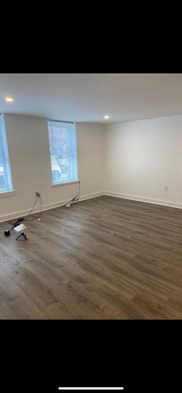 Building Photo - 26 Parker St