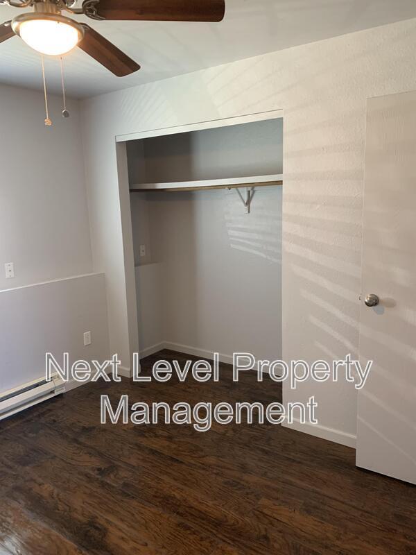 Building Photo - 178 Rosewood Dr