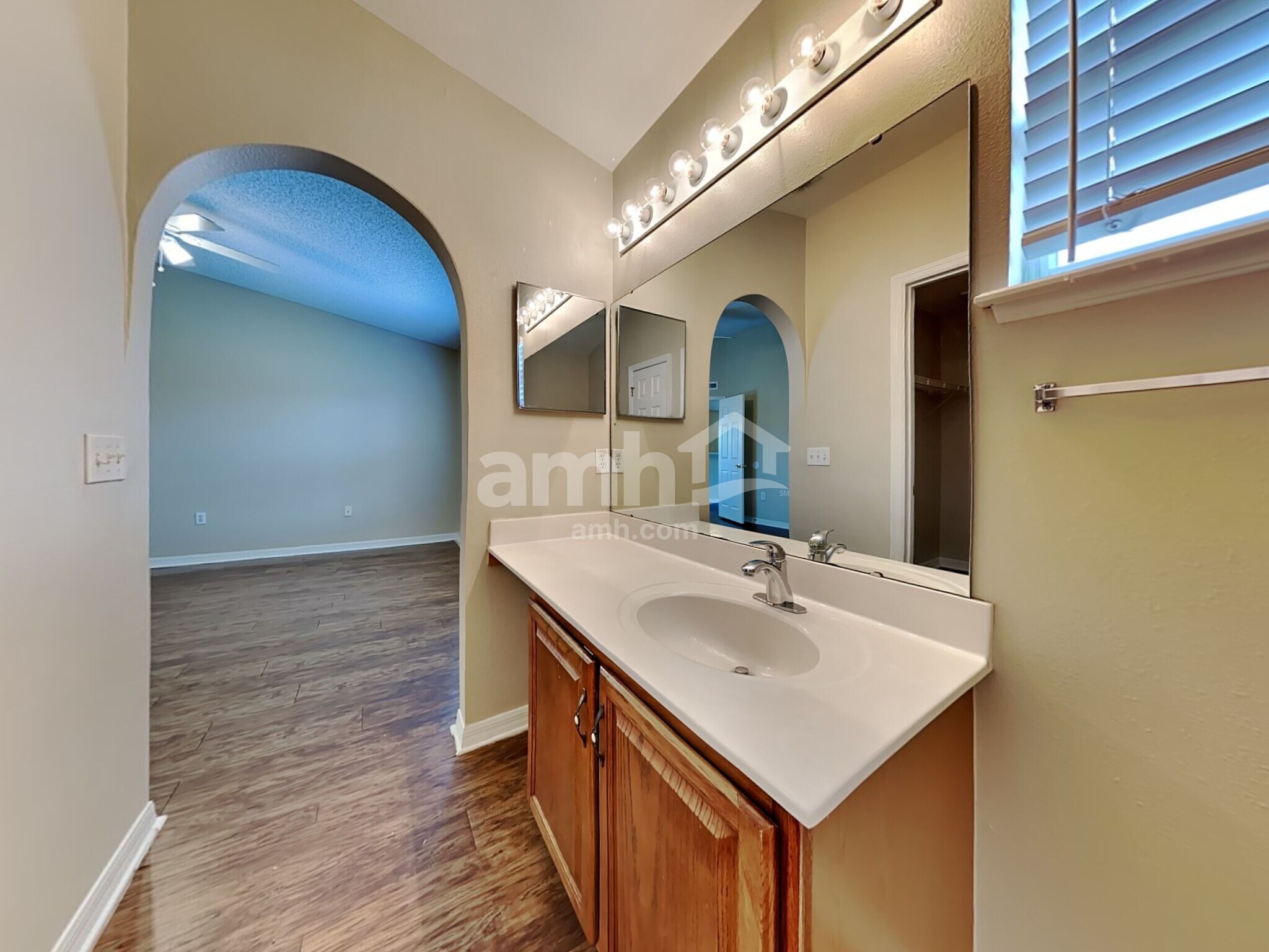 Building Photo - 2993 Stonegate Ln