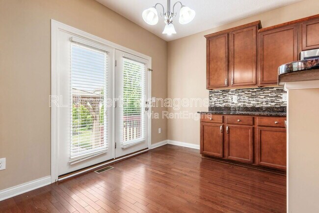Building Photo - 10327 Indigo Dr