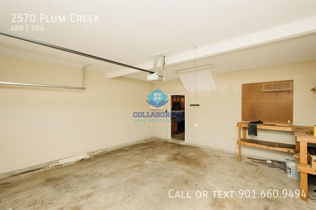 Building Photo - 2570 Plum Creek Dr