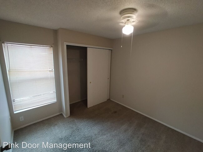 Building Photo - 3 br, 2 bath House - 45 Silver Park Cir