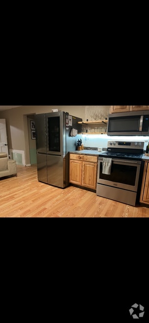 Building Photo - 528 Polar Ct
