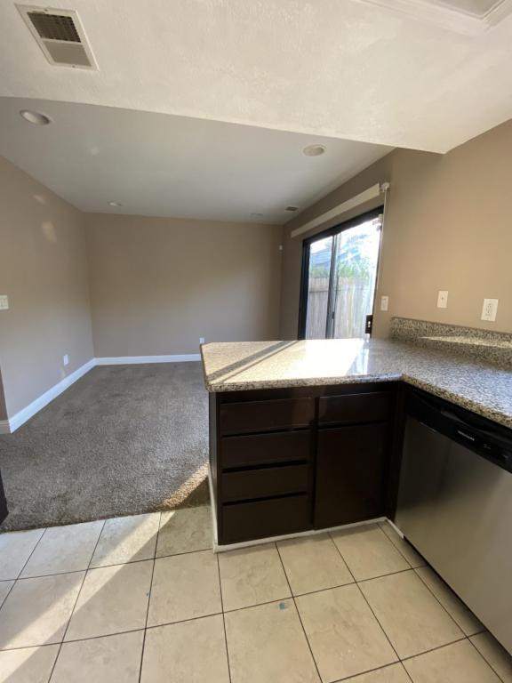 Building Photo - 555 Lighthouse Dr