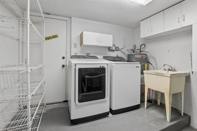 Building Photo - 4981 SW 122nd Terrace