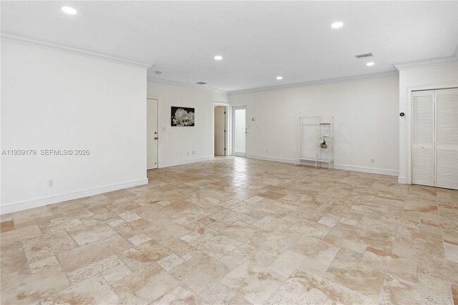 Building Photo - 1108 Washington St