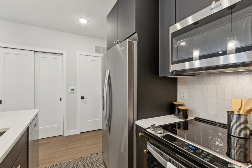 Building Photo - 1102 Germantown Ave