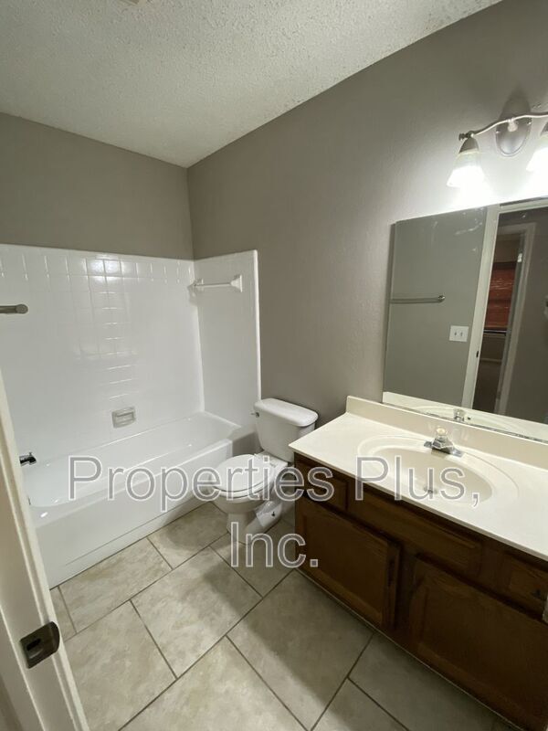 Building Photo - 5914 S 87th E Ave