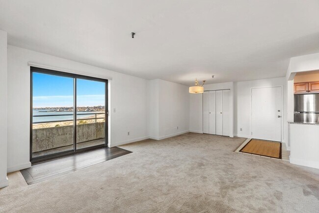 Building Photo - 376 Ocean Ave