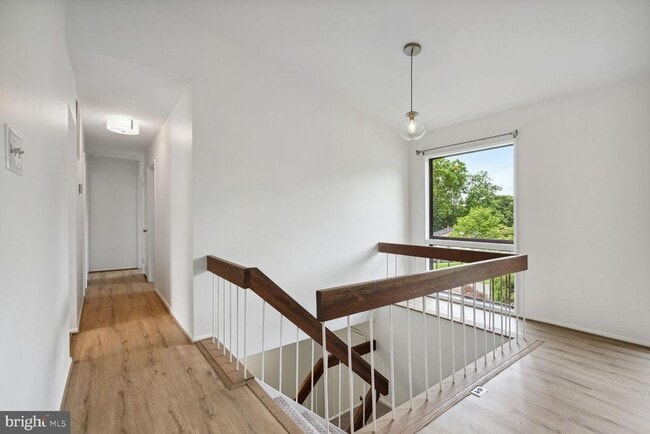 Building Photo - 11512 Alcinda Ln