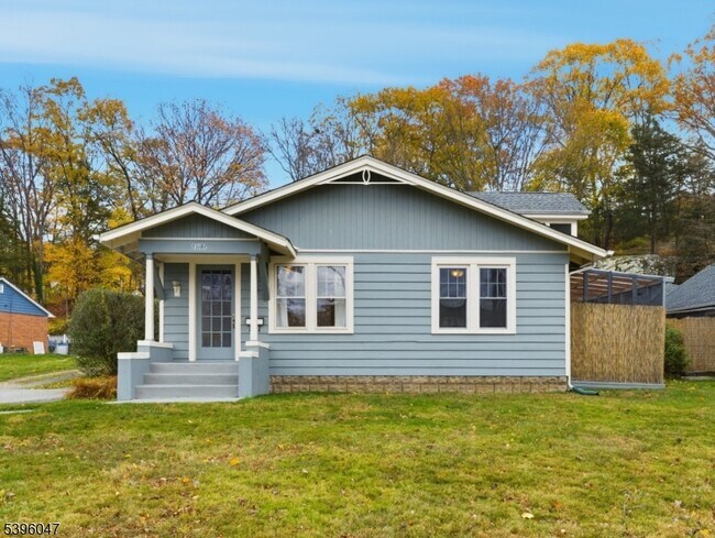 Building Photo - 1 Mountain Ave