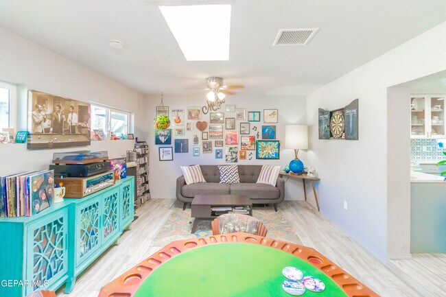 Building Photo - 3417 Aberdeen St