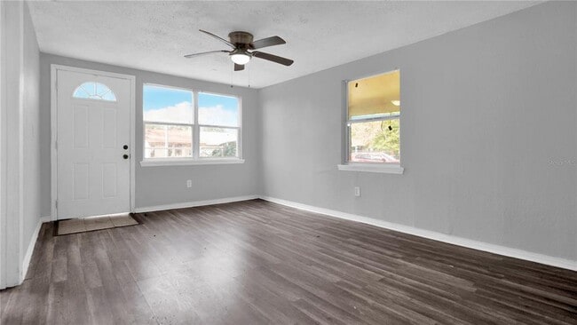 Building Photo - 5205 2nd St