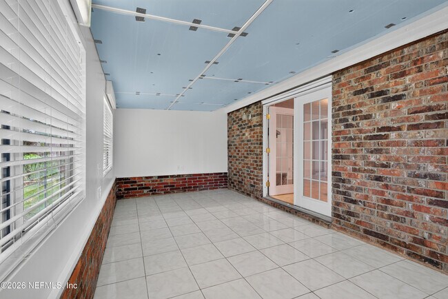 Building Photo - 9954 Larkdale Ct