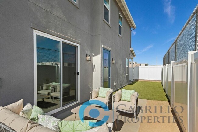 Building Photo - Brand New 2bd/3ba Home with Private Yard and Detached 1-Car Garage - $500 off Move In Special