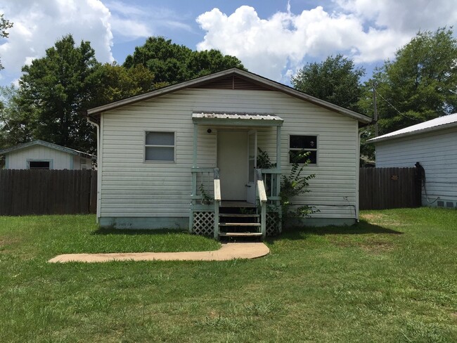 Primary Photo - 103 Morris Ave
