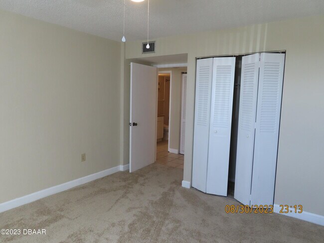 Building Photo - 1415 Ocean Shore Blvd