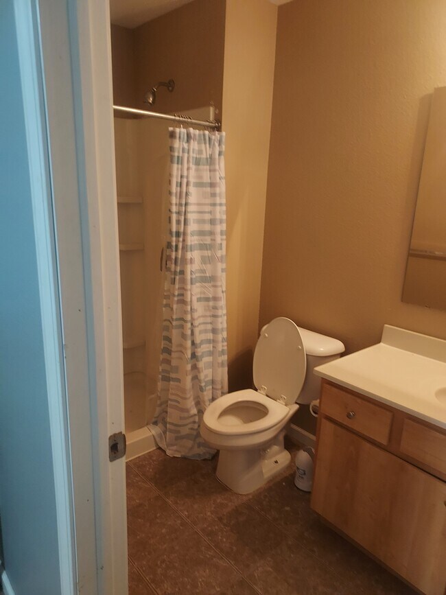 bathroom 4 in unit - 158 Colorado St