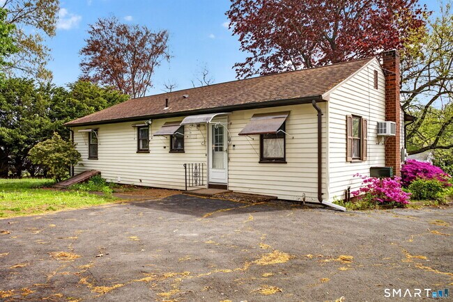 Building Photo - 121 Cherry Hill Rd