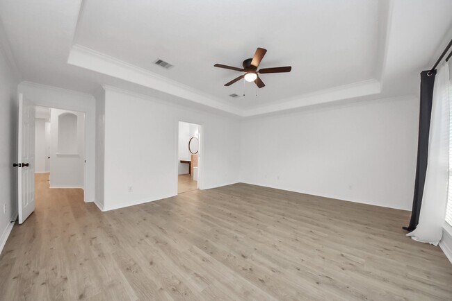 Building Photo - 1510 Olive Park