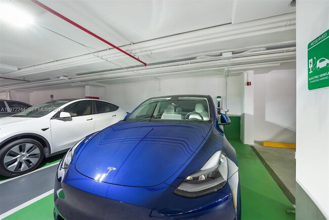 Building Photo - 90 Alton Rd