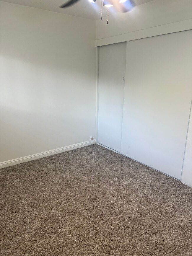 Building Photo - Welcome to the East Whittier 3 Bedroom House.