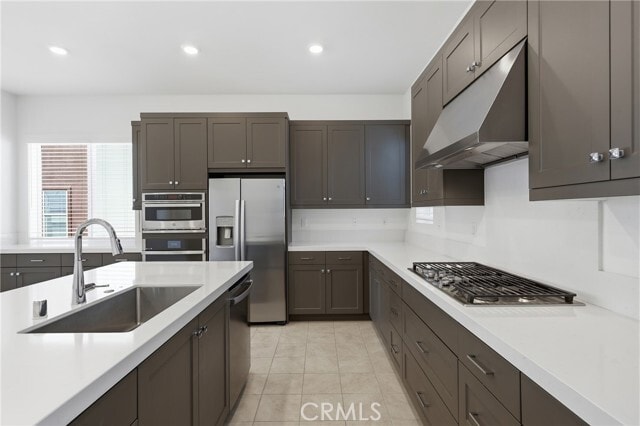 Building Photo - 158 Restore