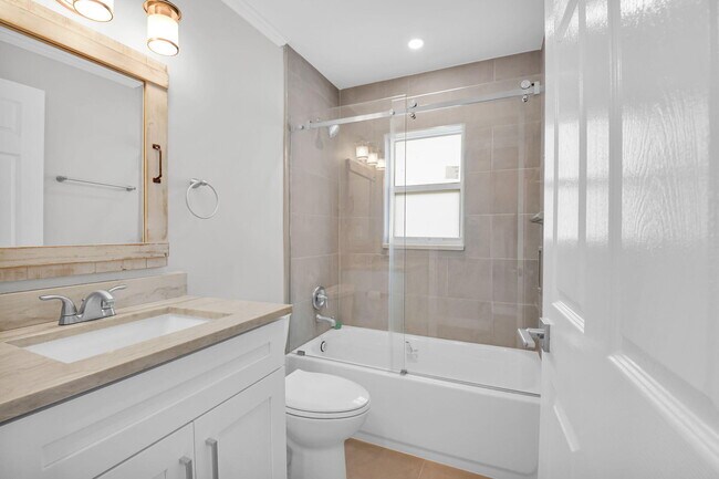 Building Photo - 388 Tuscany Ln