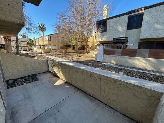 Building Photo - BRIGHT 2-BEDROOM CONDO NEAR LAS VEGAS LIVING