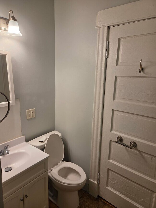 Building Photo - 812-814 S. 30th St.